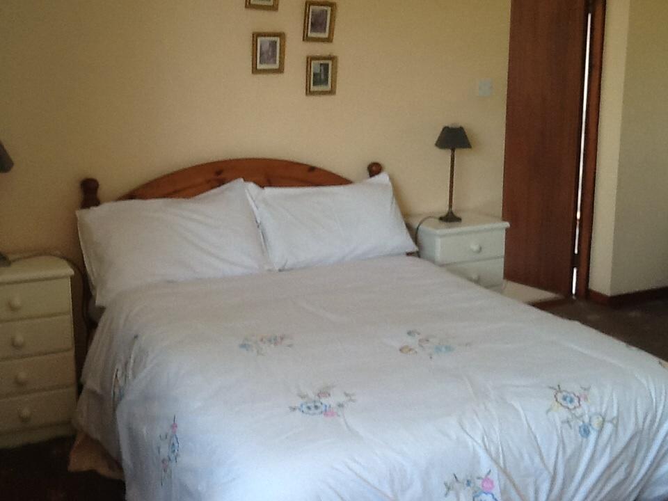 לינה וארוחת בוקר מידלטון Carrigshane House חדר תמונה
